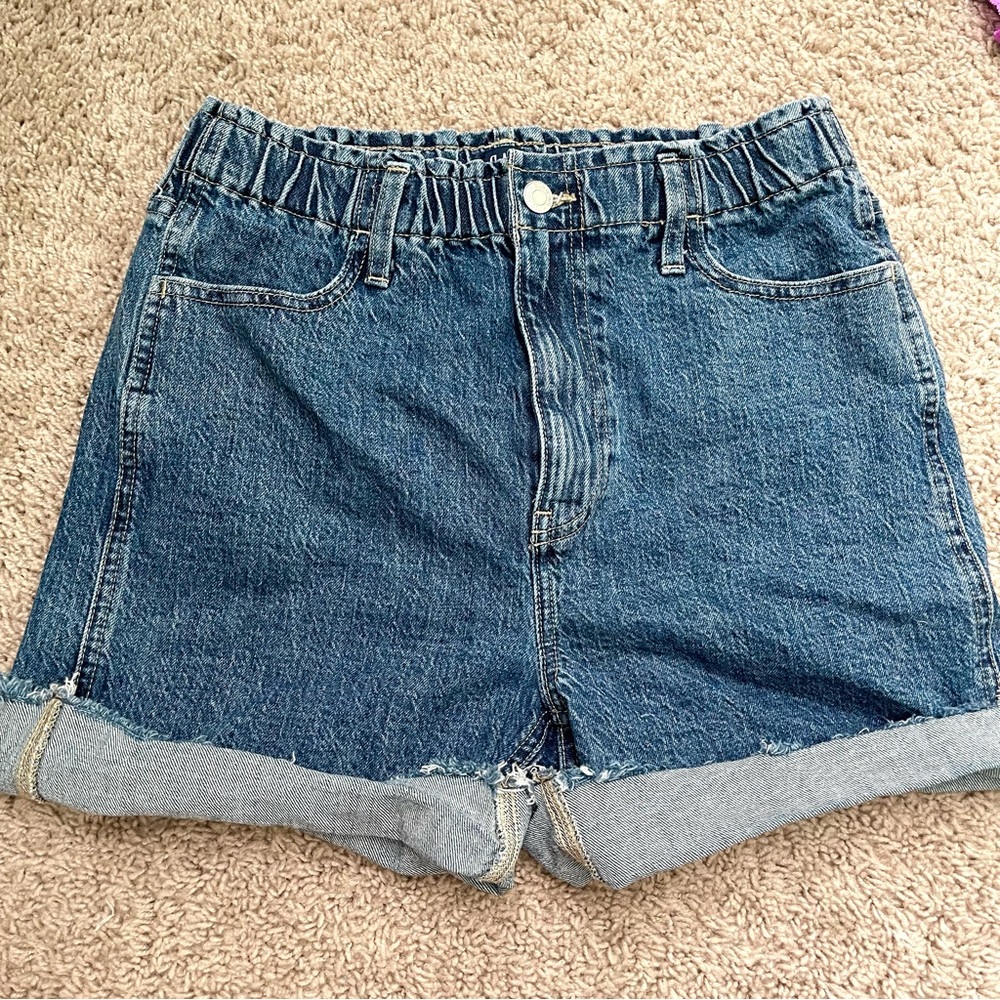 BOGO FREE!! Gap womens denim shorts